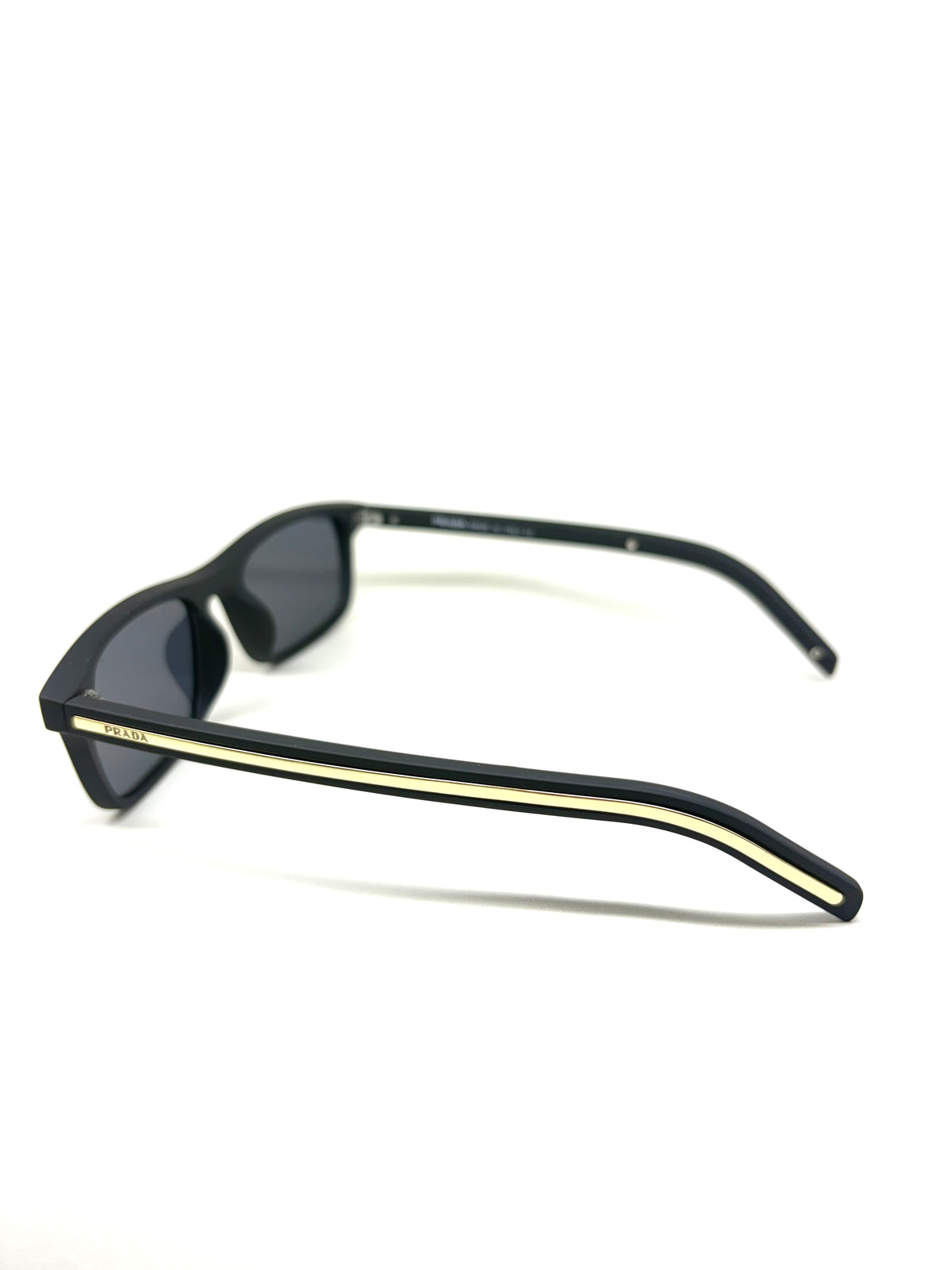 Rb matt shades 768 with box