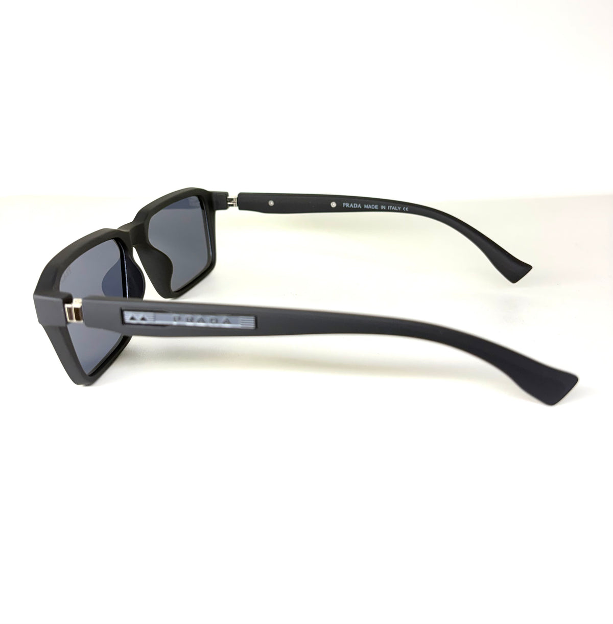 Rb shades p sunglass with box