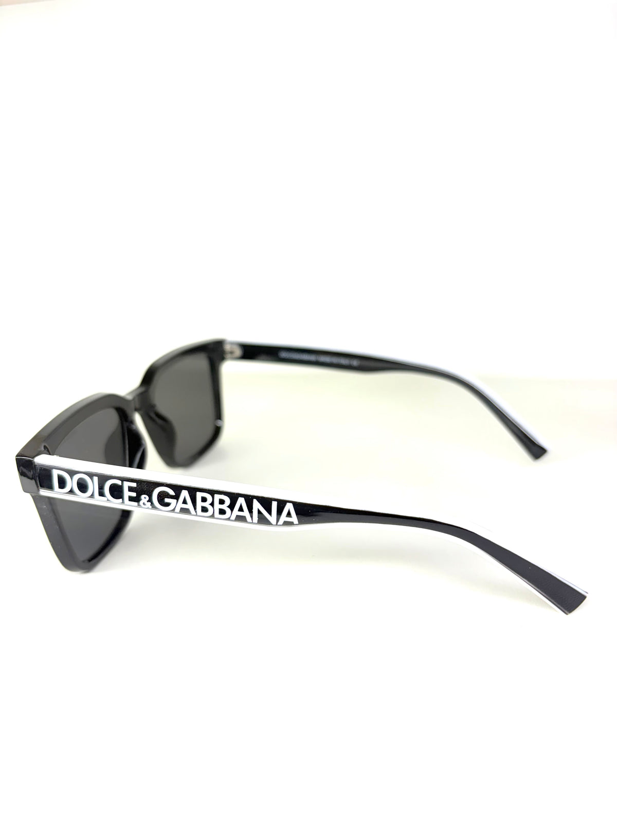 Rb shades dg sunglass with box