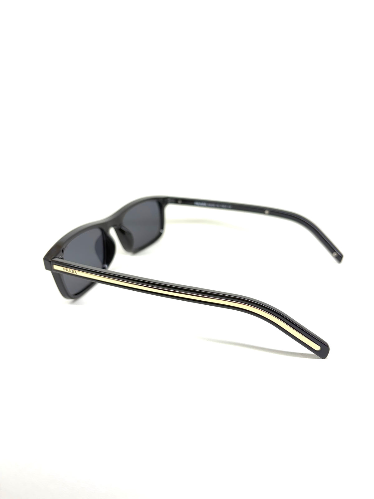 Rb glossy sunglass 768 with box