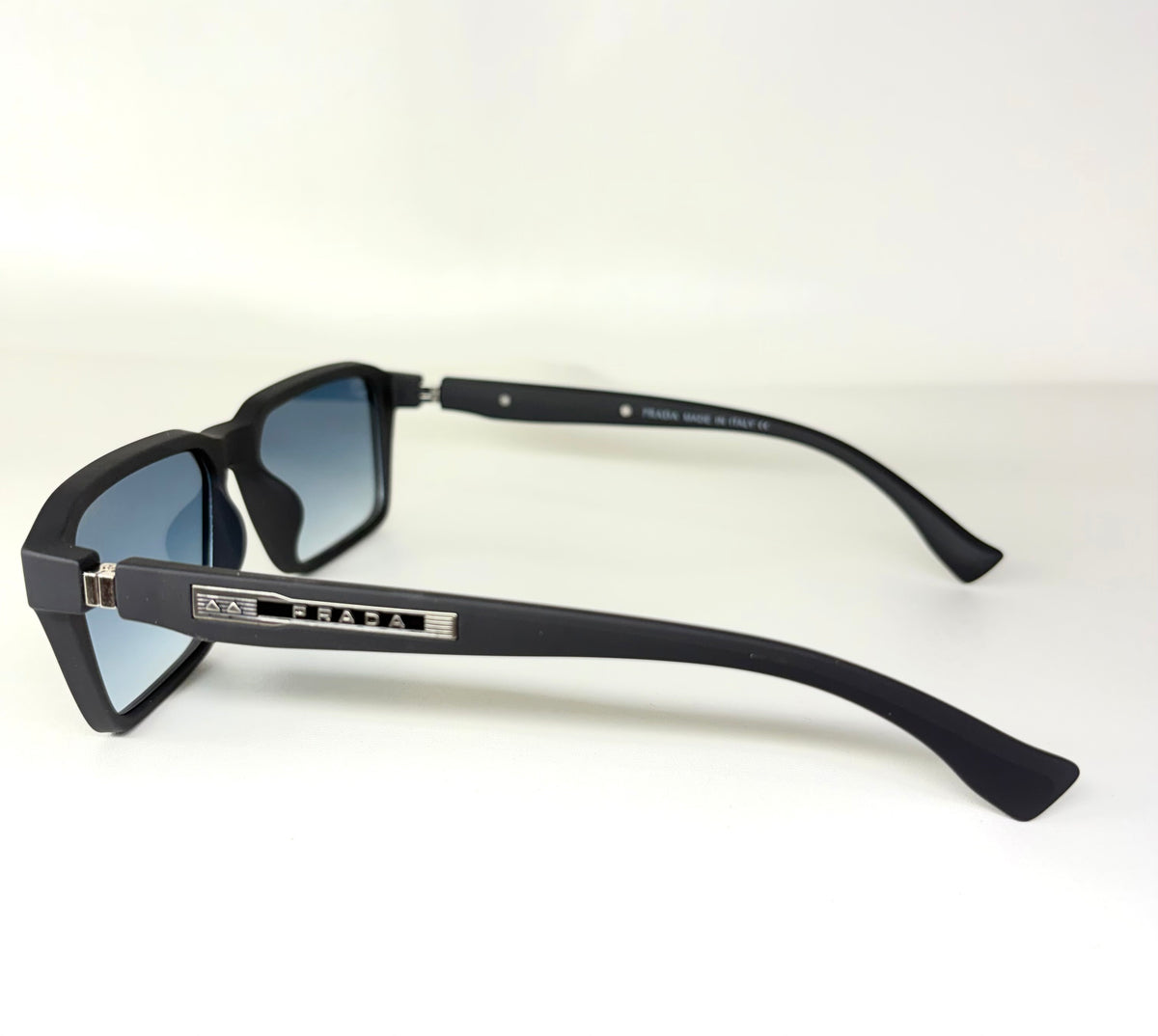 Rb shades p sunglass with box