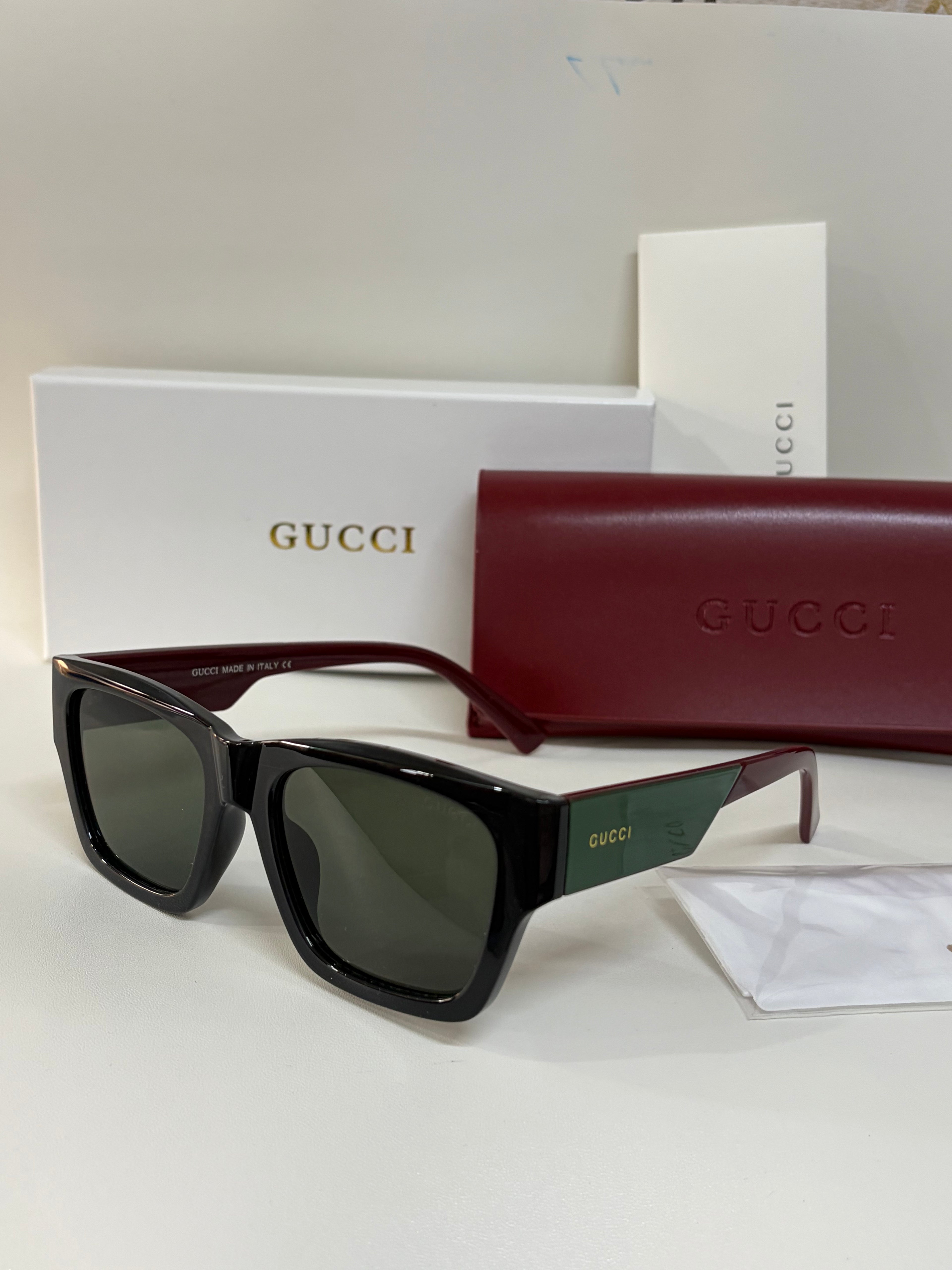 Rb Gucc 1668 with box